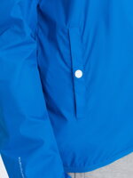 Men's windbreaker jacket with hood and contrasting details - blue V1 OM-JANP-0110