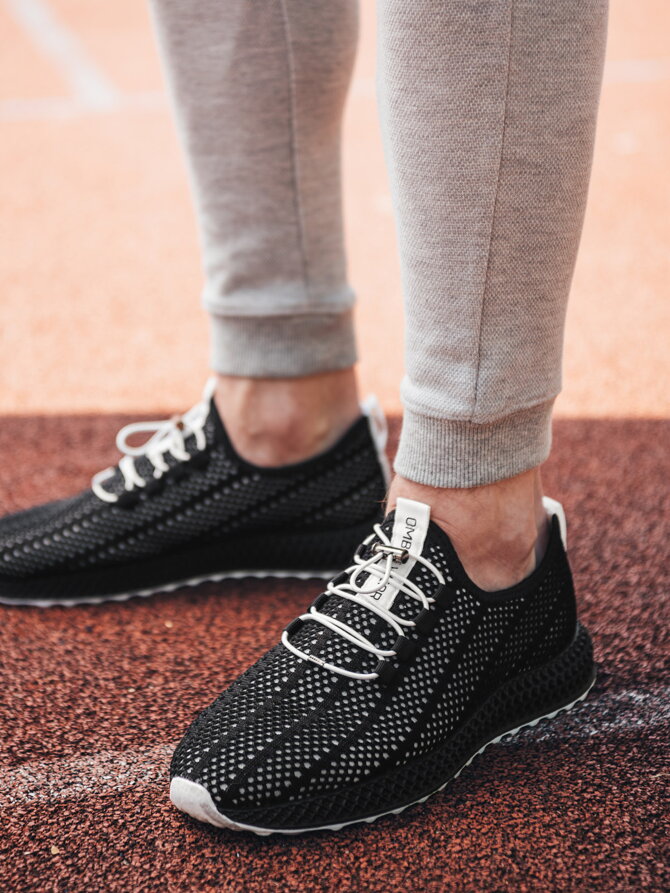 Men's mesh sneakers shoes - black V8 OM-FOKS-0117
